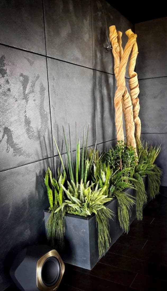 Interior floral arrangement 1